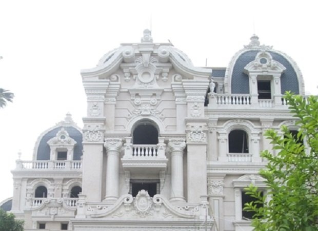 dinh thự, triệu đô, đại gia Việt, lâu đài, biệt thự, biệt phủ, tòa nhà, nhà giàu, Tổng hành sơn, lâu đài trắng