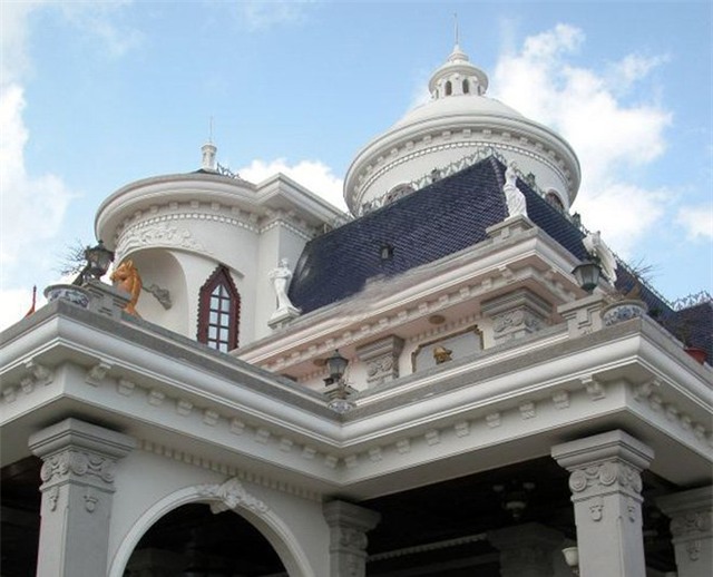 dinh thự, triệu đô, đại gia Việt, lâu đài, biệt thự, biệt phủ, tòa nhà, nhà giàu, Tổng hành sơn, lâu đài trắng