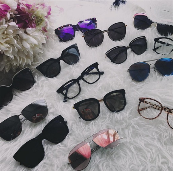 Hàng hiệu của Á hậu Huyền My 12