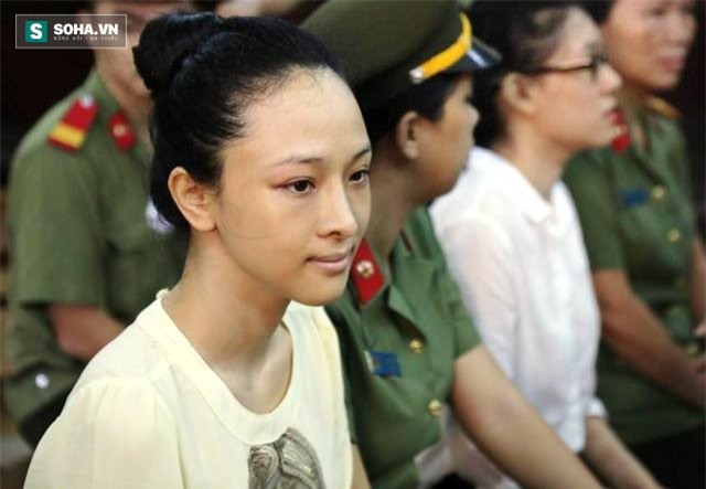 Vụ hoa hậu Phương Nga: Lừa đảo hay chia tay đòi quà? - Ảnh 1.