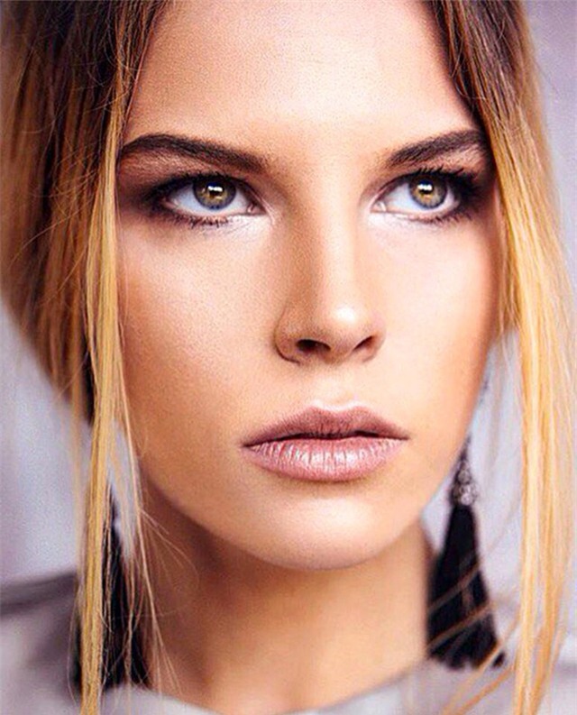 Á hậu 17 tuổi rủ cô bạn thân đi du lịch, nhưng kỳ thực là sang Dubai bán thân - Ảnh 6.