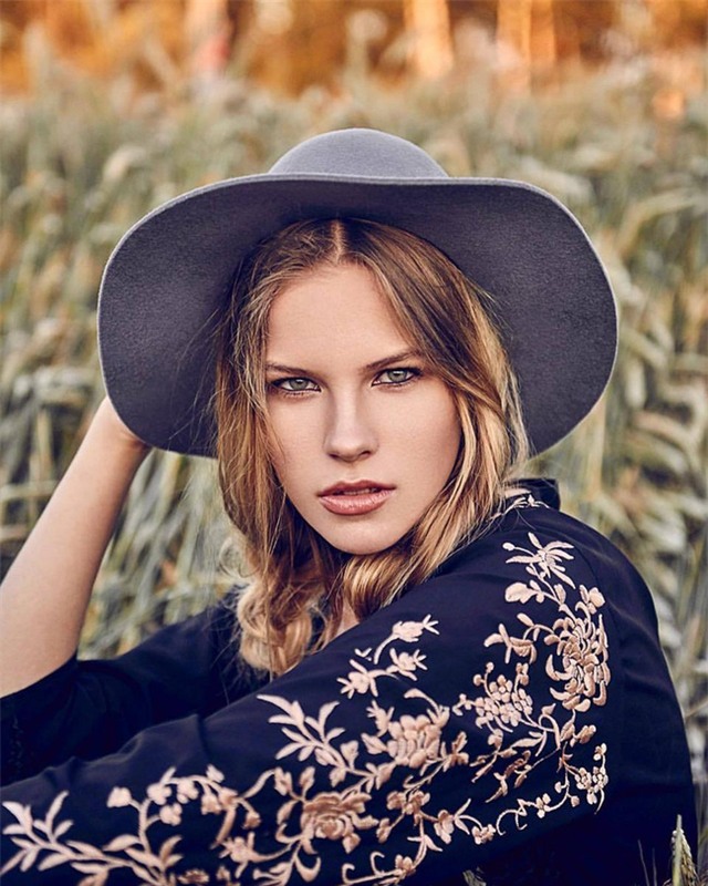 Á hậu 17 tuổi rủ cô bạn thân đi du lịch, nhưng kỳ thực là sang Dubai bán thân - Ảnh 8.