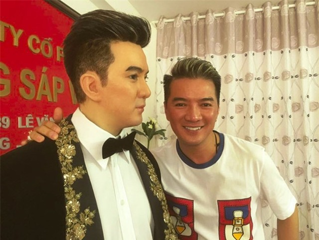 Dam Vinh Hung khoe tuong sap giong het nguoi that hinh anh 2