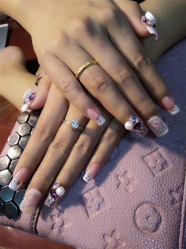 choáng với độ chịu chi làm nails của chị em