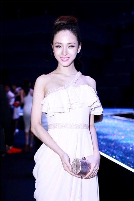 Hoa hậu Trương Hồ Phương Nga, Hoa hậu Trương Hồ Phương Nga lừa đảo, Hoa hậu Phương Nga