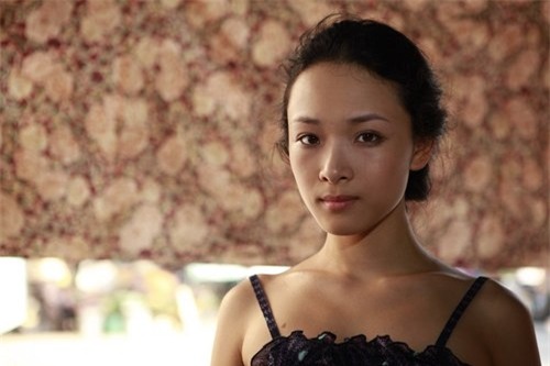 hoa hau phuong nga tung dong 