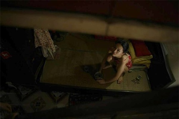 hoa hau phuong nga tung dong 