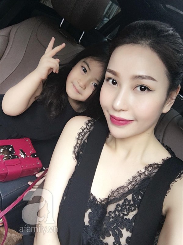 Chẳng những xinh đẹp, những bà mẹ này còn quản lý sự nghiệp kinh doanh tiền tỷ