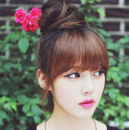 20 phong cach trang diem dep giup chi em tre ra chuc tuoi - 12