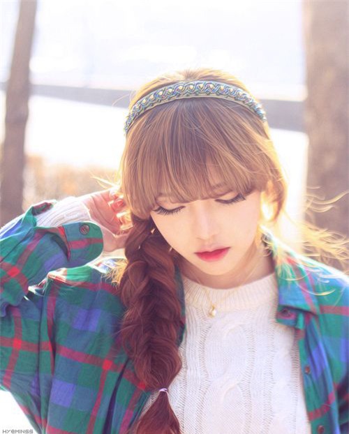 20 phong cach trang diem dep giup chi em tre ra chuc tuoi - 14