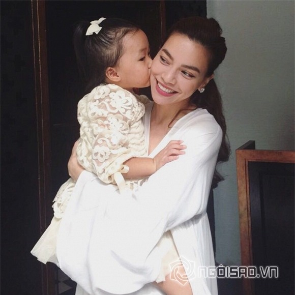 Hạ Vi ghen với Hồ Ngọc Hà 1