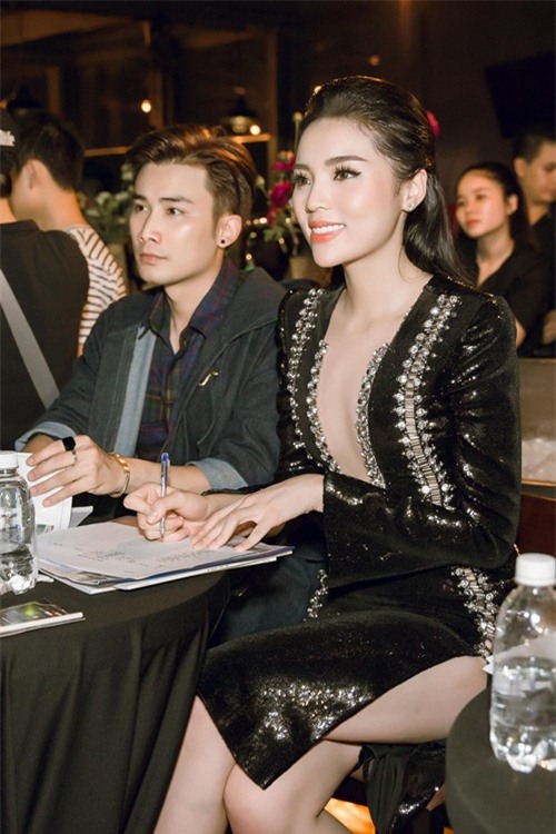 hh ky duyen khien khan gia 