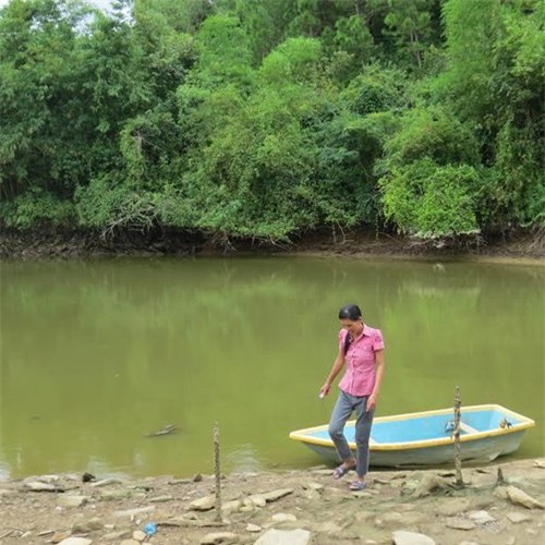 Viên ngọc, tượng Phật Bà Quan Âm, lộc trời, vợ chồng, mò được ngọc trai, Quảng Bình, đá quý, đổi đời, ngọc trai