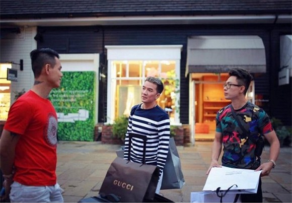 Khi sao Việt cũng là những “con nghiện” 0