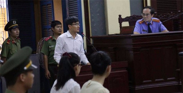 Mẹ ruột hoa hậu Phương Nga: Mẹ ơi, con bị lừa, con bị cài bẫy - Ảnh 1.