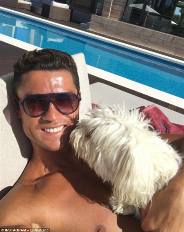 Ronaldo chao don ‘thanh vien moi’ cua gia dinh hinh anh 2