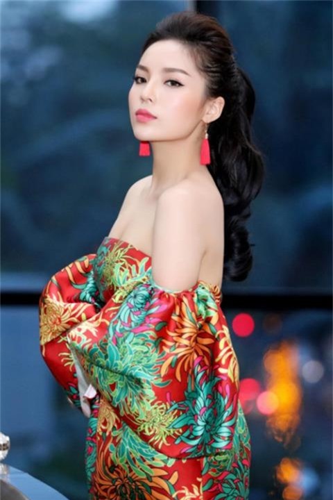 lien tuc mac kiem vai hau scandal, lieu ky duyen co duoc khan gia huong ung? - 4