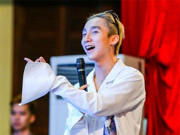 1474592014-ngoisao 0