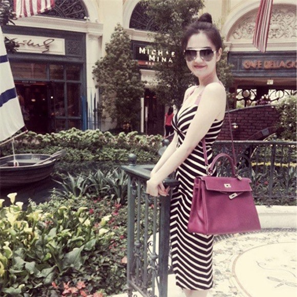 túi hàng hiệu của Ngọc Trinh 7