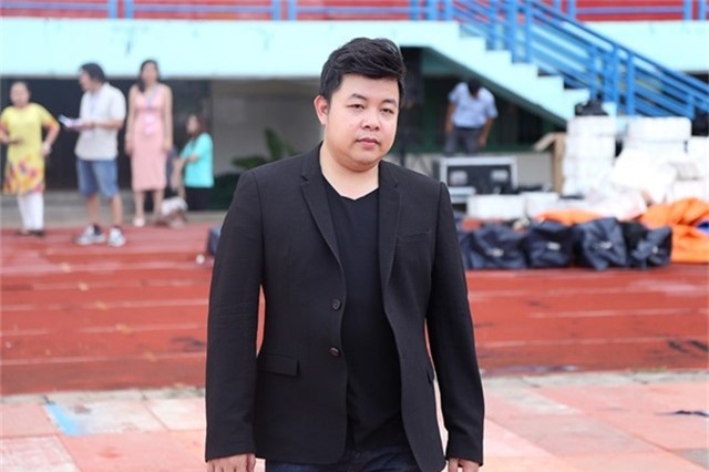 dan mang bat ngo vi quang le phat tuong den muc mum mim hinh anh 2