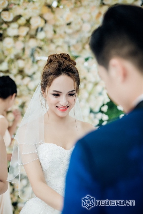 Đám cưới Hương Giang Idol 5
