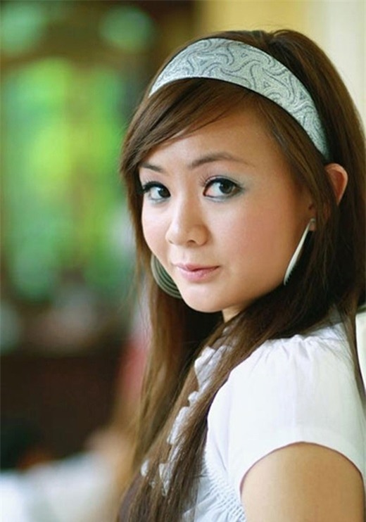 Xuân Mai đã thay đổi như thế nào từ thời Con cò bé bé đến nay? - Ảnh 6.