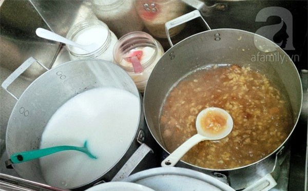 quán chè ngon, Hà Nội, chè Hai Bà Trưng, đội cấn, chè bưởi, chè Thái, ăn vặt, vỉa hè, giải khát