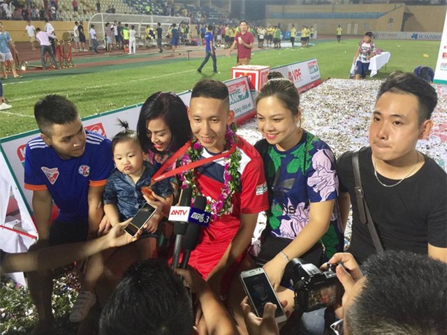 Sao Việt được 2 CLB Đức đặt gạch phản ứng sau chấn thương - Ảnh 5.