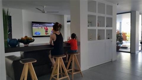 Hồ Ngọc Hà có cuộc sống xa hoa và đây là phòng ngủ của cô ấy - Ảnh 8.