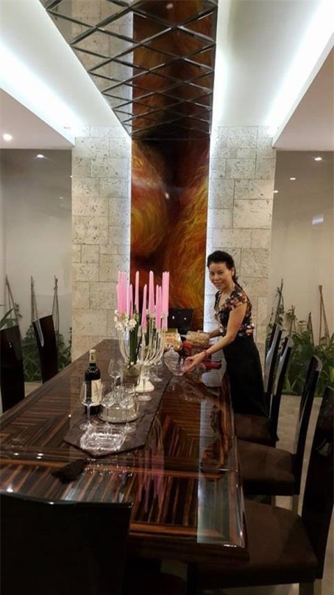 Hồ Ngọc Hà có cuộc sống xa hoa và đây là phòng ngủ của cô ấy - Ảnh 9.