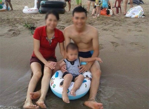 Cô giáo trẻ bị chèn ngang người quyết cứu con trong bụng
