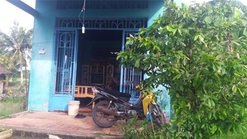 'Thần y' kỳ dị miền Tây: Quơ nhang, khấn vái chữa bệnh nan y - ảnh 2