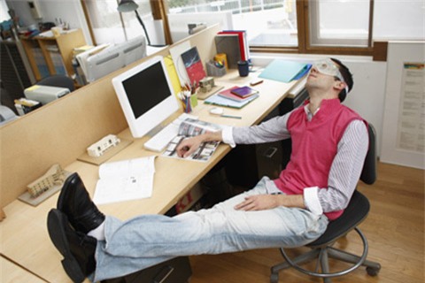 Sự lười biếng cản trở con người tiến bộ (Ảnh minh hoạ)