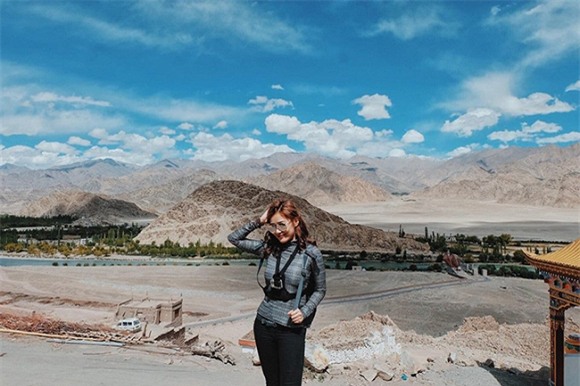 milan31475390237-ngoisao 0