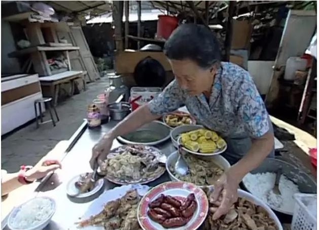 quan com tu thien o Dai Loan 1