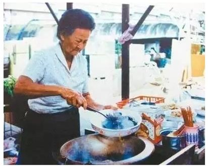 quan com tu thien o Dai Loan 2