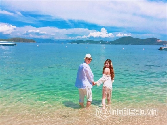 Vợ Việt Anh mang bầu con trai 5