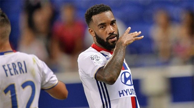 Balotelli bo xa Messi, Ronaldo ve hieu suat ghi ban hinh anh 13