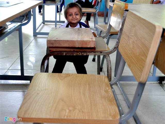 Lop hoc cua cau be 8 tuoi nang hon 3 kg hinh anh 3