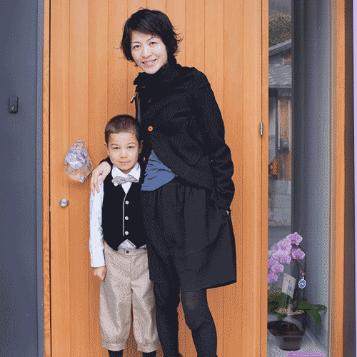 hoc phi re, day tre ngoan - me nao cha muon cho con o nhat - 1