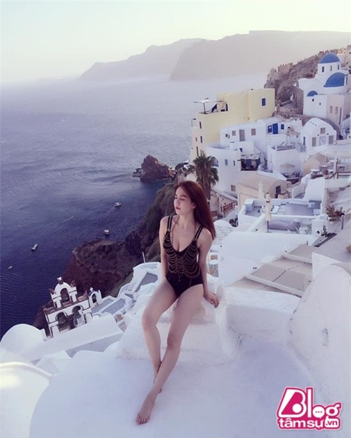 ngoc-trinh-dung-hang-ban-than-blogtamsuvn13