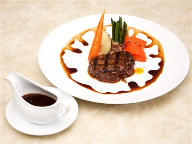 Việt hóa, những cái tên được Việt hóa, sáng tạo, DN Việt, kiện cáo, tên công ty, ra tòa, rắc rối, thủ tục, giấy phép