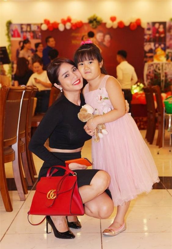 Vo cu Phan Thanh Binh vuong no nan sau ly hon hinh anh 2