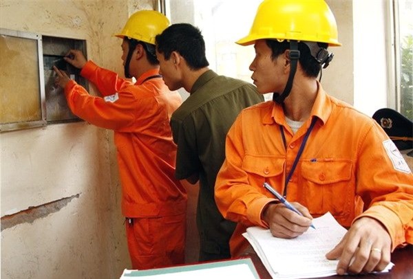 Giá điện, EVN, Tập đoàn điện lực Việt Nam, tăng giá điện, Bộ Công Thương, điều chỉnh giá điện, bình quân giá điện