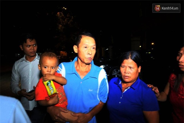 Vụ bé trai bị tôn cứa cổ: Gia đình đón người lái xích lô về nhà - Ảnh 5.