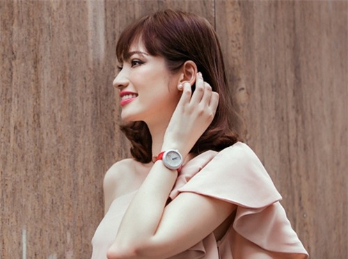 truc diem khoe kheo dong ho 3 ty day ap kim cuong do ong xa dien trai tang - 2