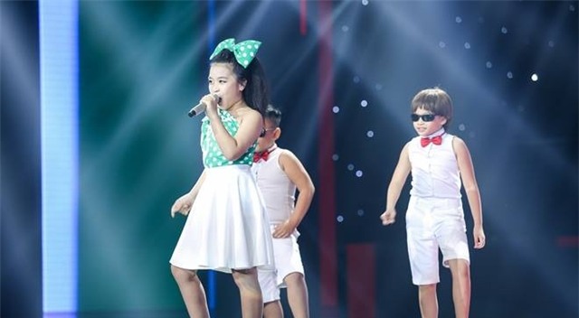 The Voice Kids: Cô bé lên 10 đã dám hát Đường cong của Thu Minh - Ảnh 10.