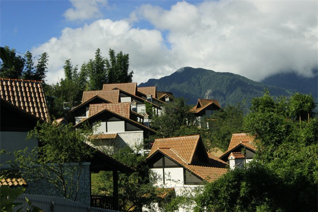 300 triệu/m2, phố núi, Sapa, nhà mặt phố, TP Lào Cai, khách du lịch, du khách, nhà nghỉ, nhà đất, mua nhà