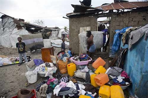 Cảnh hoang tàn và chết chóc ở Haiti sau cơn bão lịch sử Matthew - 20