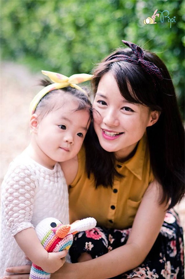 MC Minh Trang, bán 1 giờ cho con, dạy con như MC Minh Trang